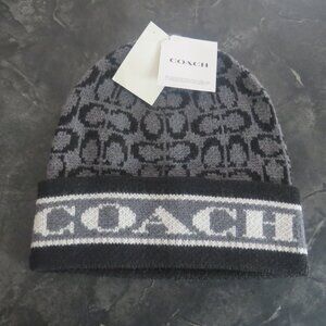 Coach Signature C Jacquard Knit Beanie – Black & Grey – New with Tags (B2)